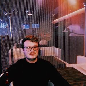 Meet your Posher, Nicholas